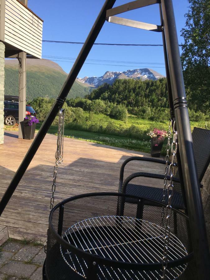 Hundbergan Apartment-Free Parking-15 Min From Tromso Tromsdalen Exterior foto
